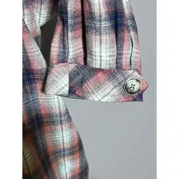 NWT Democracy Flannel,‎ Size M.  Long Sleeve - Picture 5 of 5